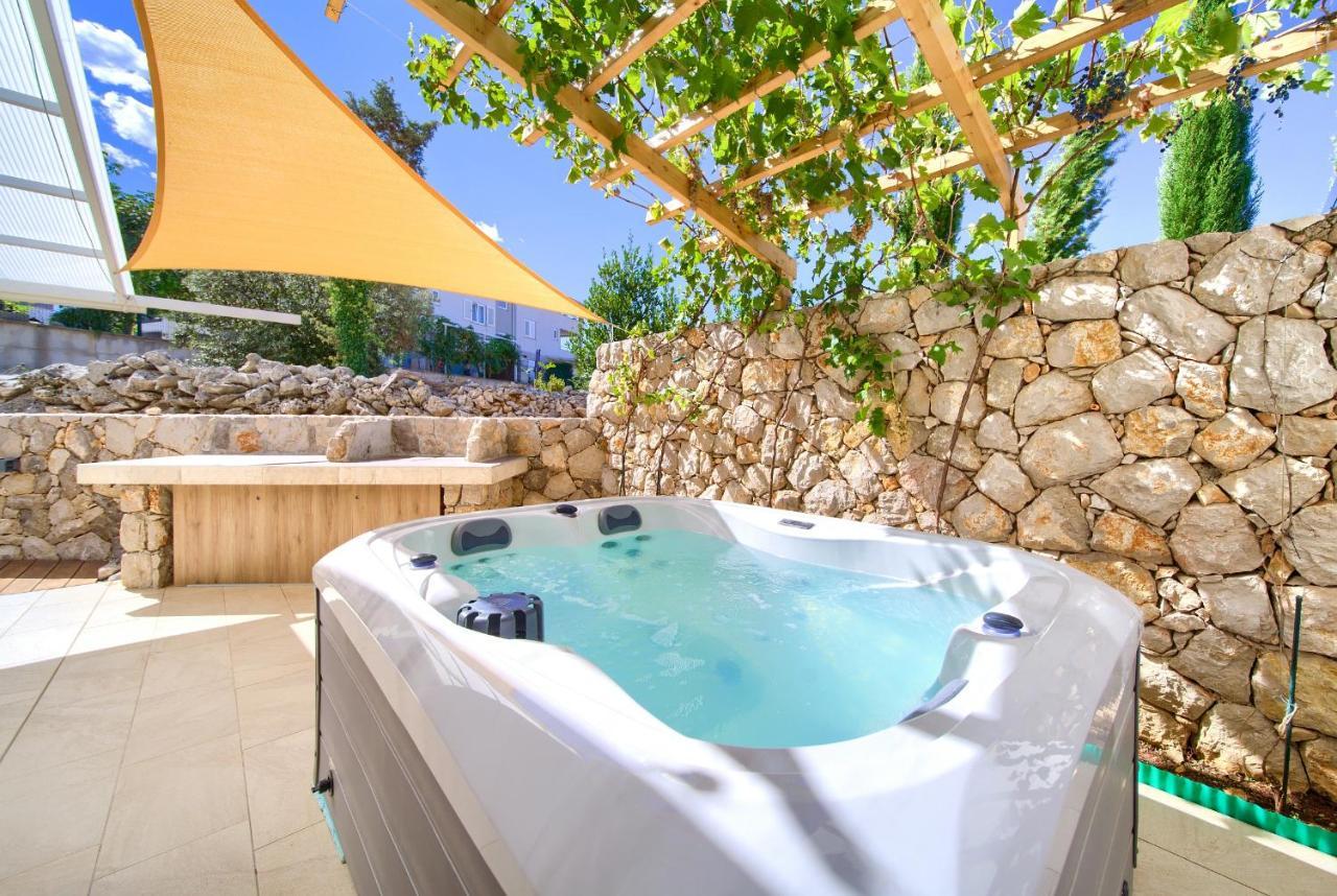 מאלינסקה Apartments Nadica Deluxe מראה חיצוני תמונה