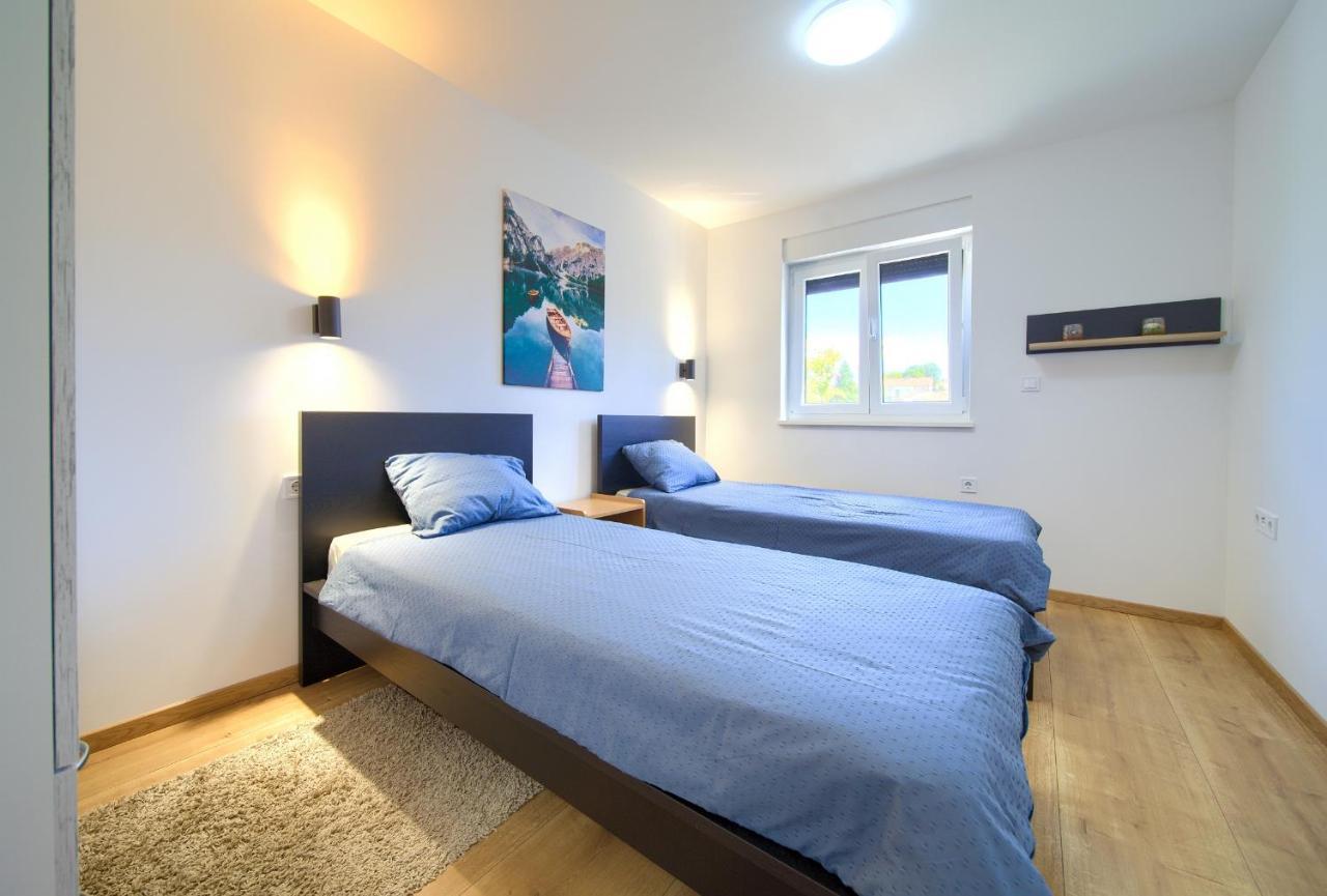 מאלינסקה Apartments Nadica Deluxe מראה חיצוני תמונה