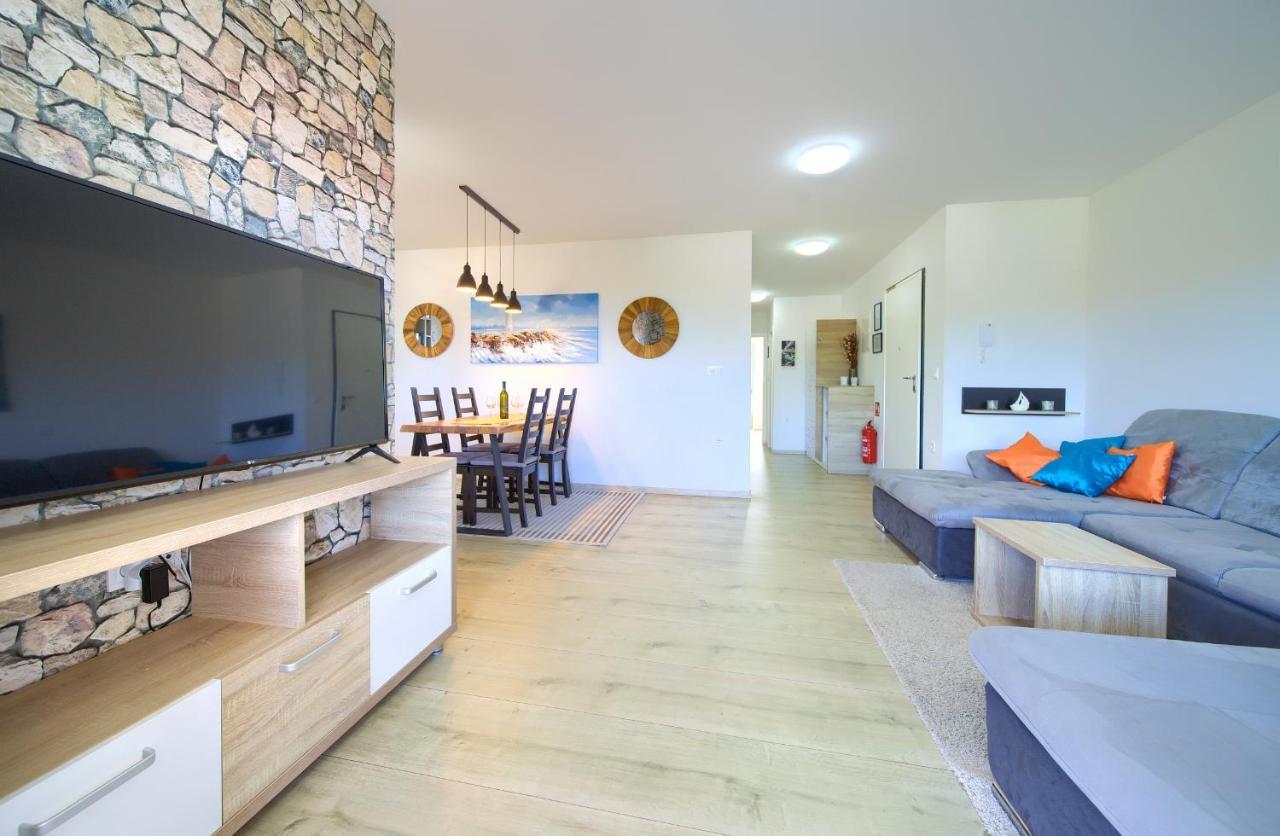 מאלינסקה Apartments Nadica Deluxe מראה חיצוני תמונה