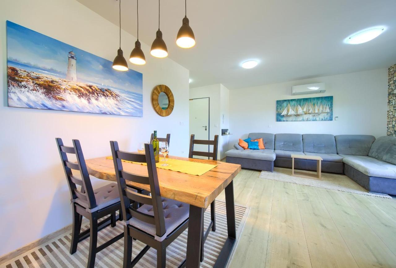 מאלינסקה Apartments Nadica Deluxe מראה חיצוני תמונה