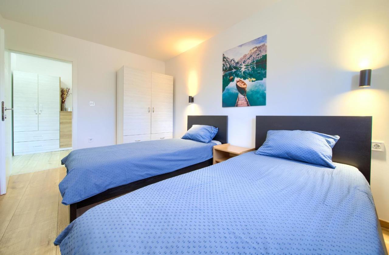 מאלינסקה Apartments Nadica Deluxe מראה חיצוני תמונה